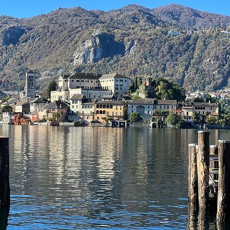 Residenza San Rocco "Suite Sul Lago" أورتا سان جوليو المظهر الخارجي الصورة