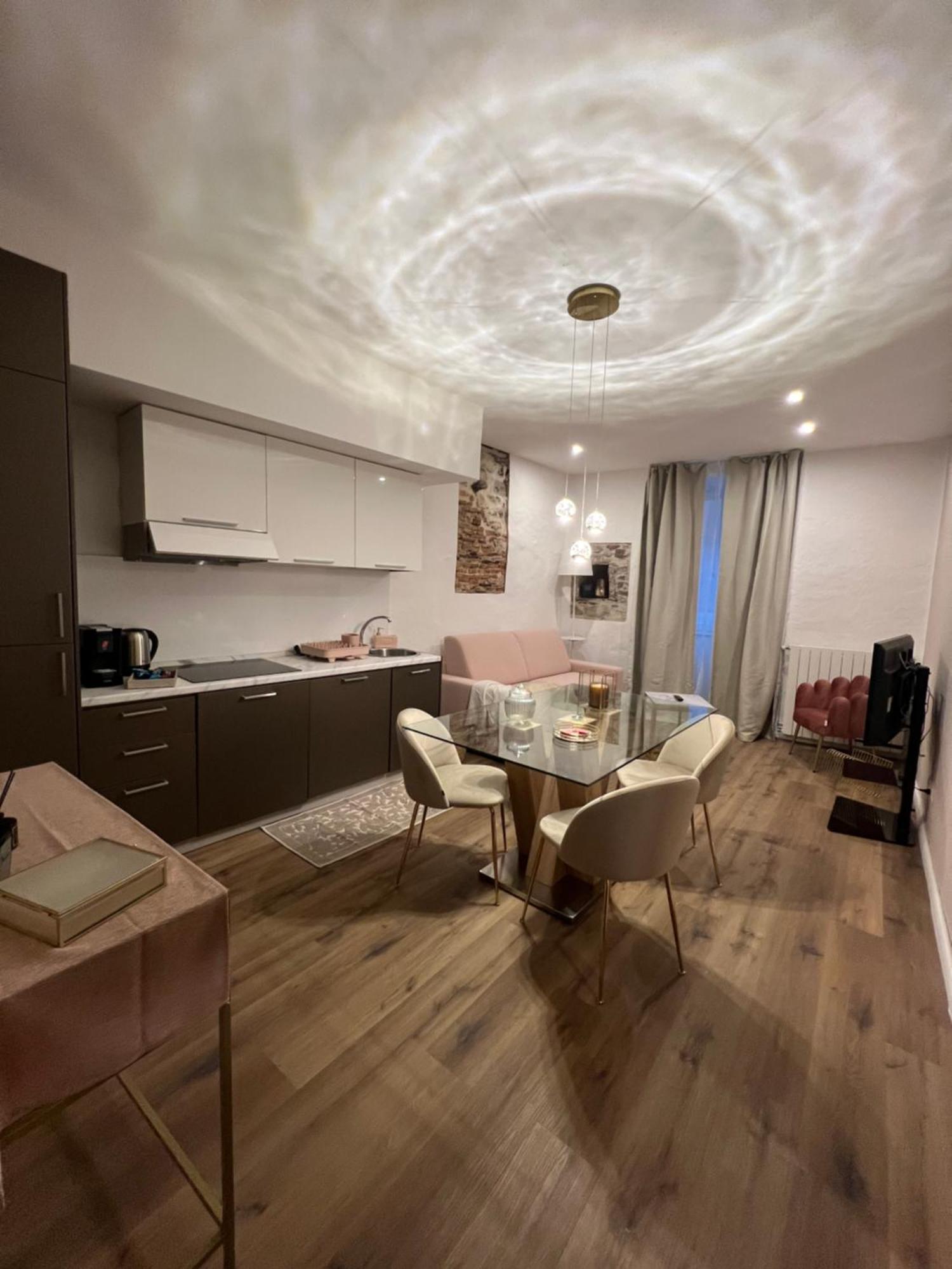 Residenza San Rocco "Suite Sul Lago" أورتا سان جوليو المظهر الخارجي الصورة